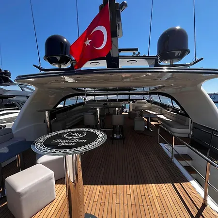 Den Den Botel Istanbul
